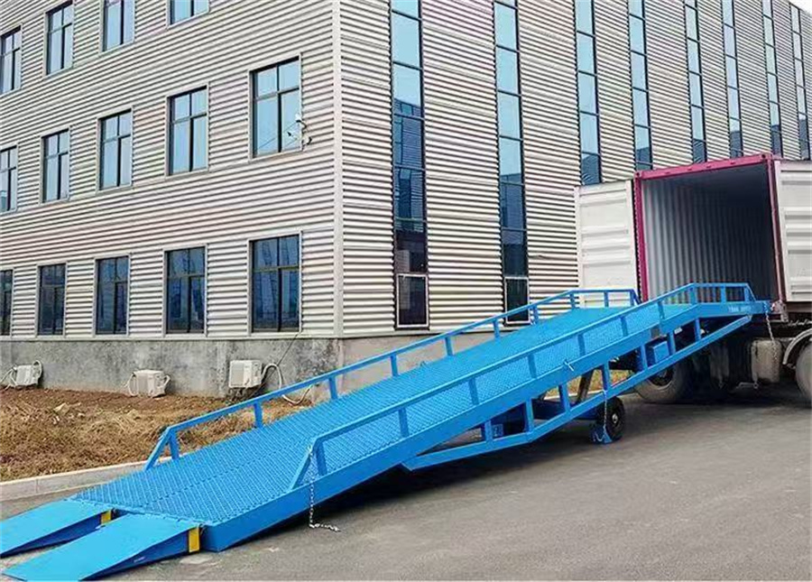 移动登车桥