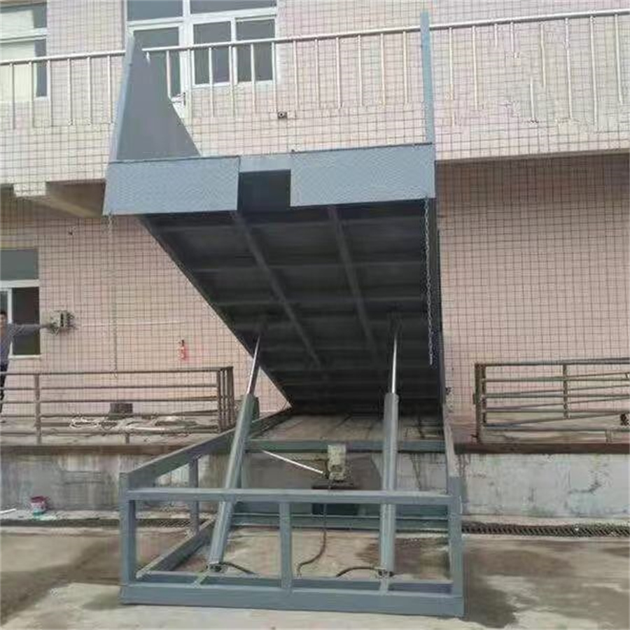 卸猪台